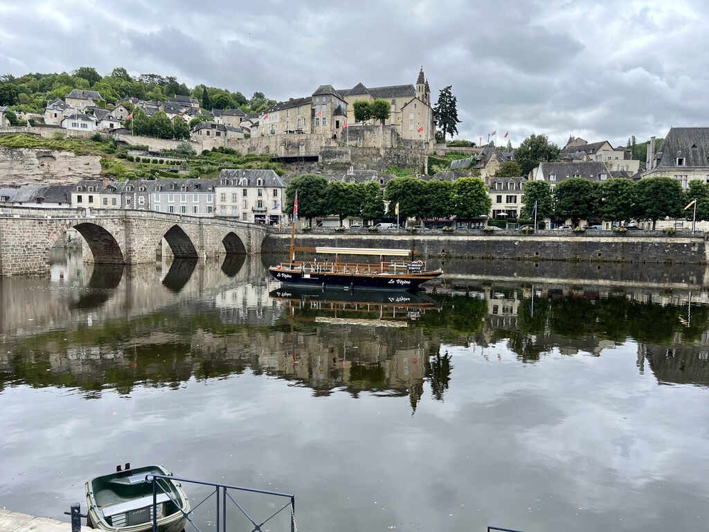 Lecharmeduperigord chambres hotes dordogne omgeving brantome