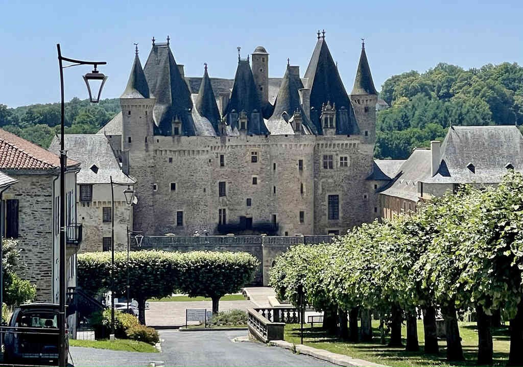 Lecharmeduperigord chambres hotes dordogne omgeving jumilhac